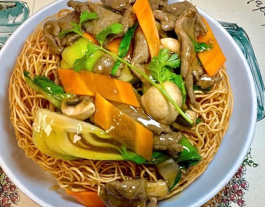 74. Beef Crispy Noodle.