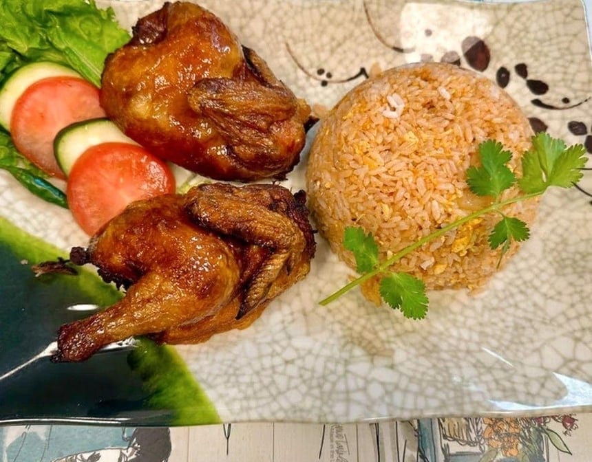 41. Rice with Deep Fried Chicken (1 Hen).