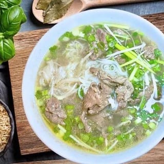 37. Pho - Beef Noodle Soup with Eye Round Steak (Stir Fried)