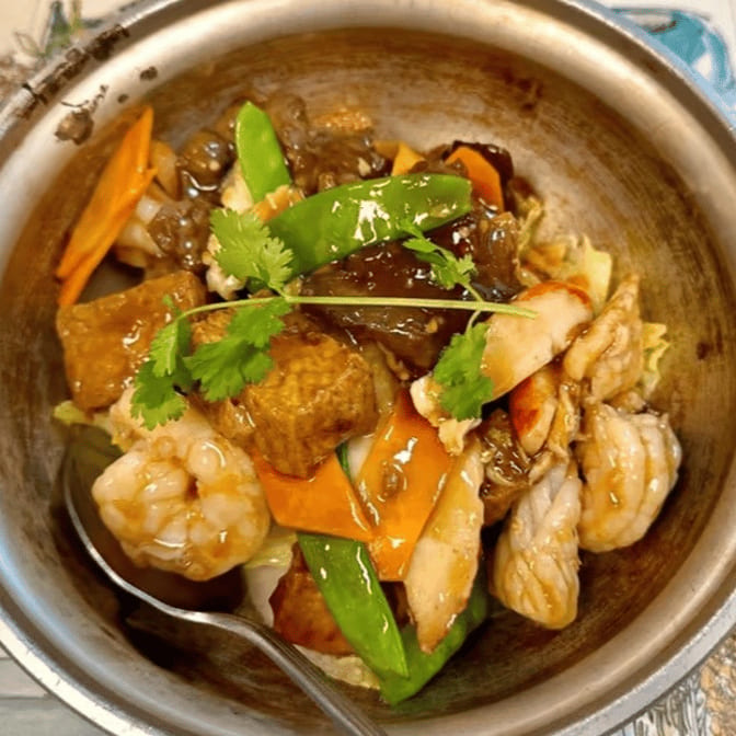 66. Seafood Tofu Clay Pot (w/ Steamed Rice).