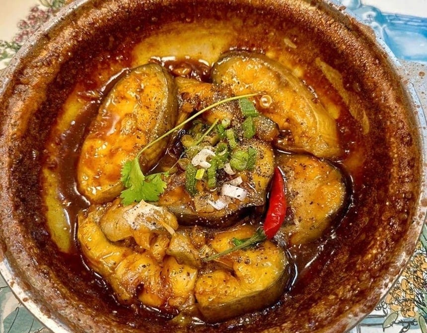 62. Vietnamese Braised Catfish (w/ Steamed Rice).