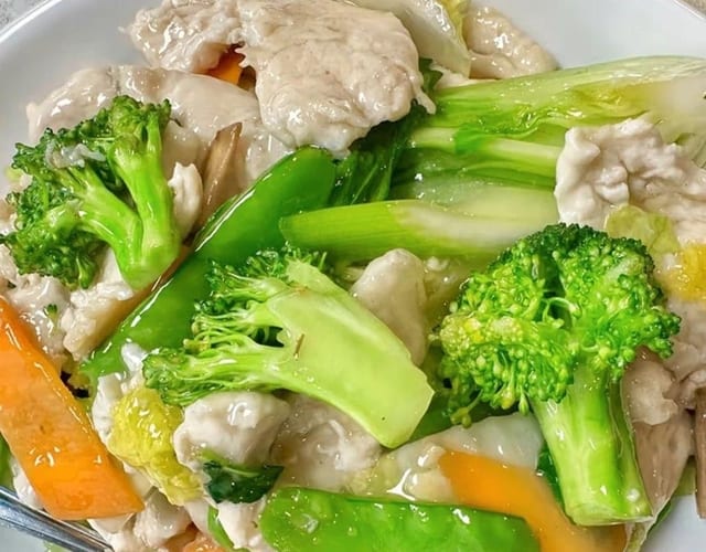 123. Chicken with Broccoli.