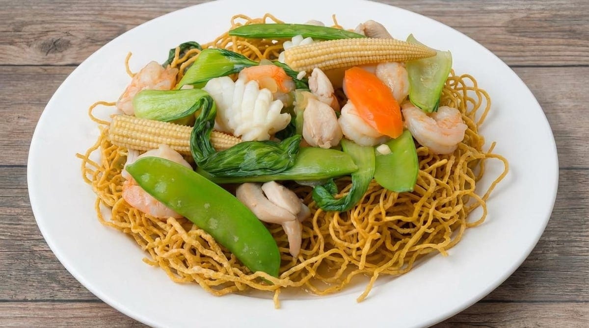 76. Vegetable Crispy Noodle.