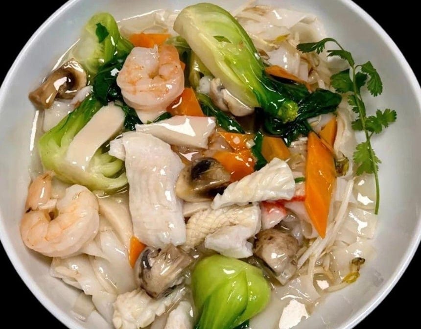 92. Seafood Flat Noodle.